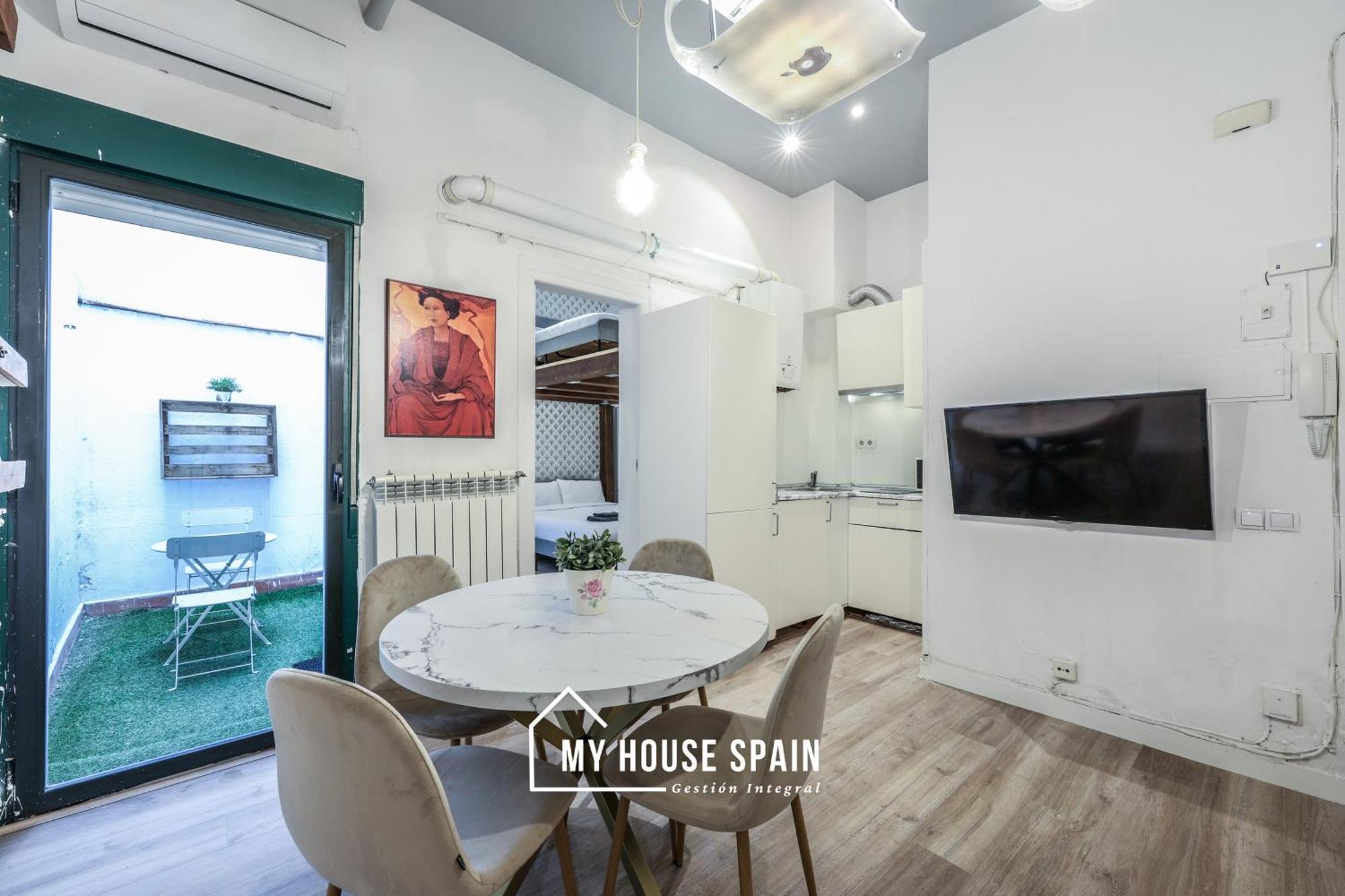 Myhousespain - Great Apartment 6 Pax Madrid City Center ภายนอก รูปภาพ