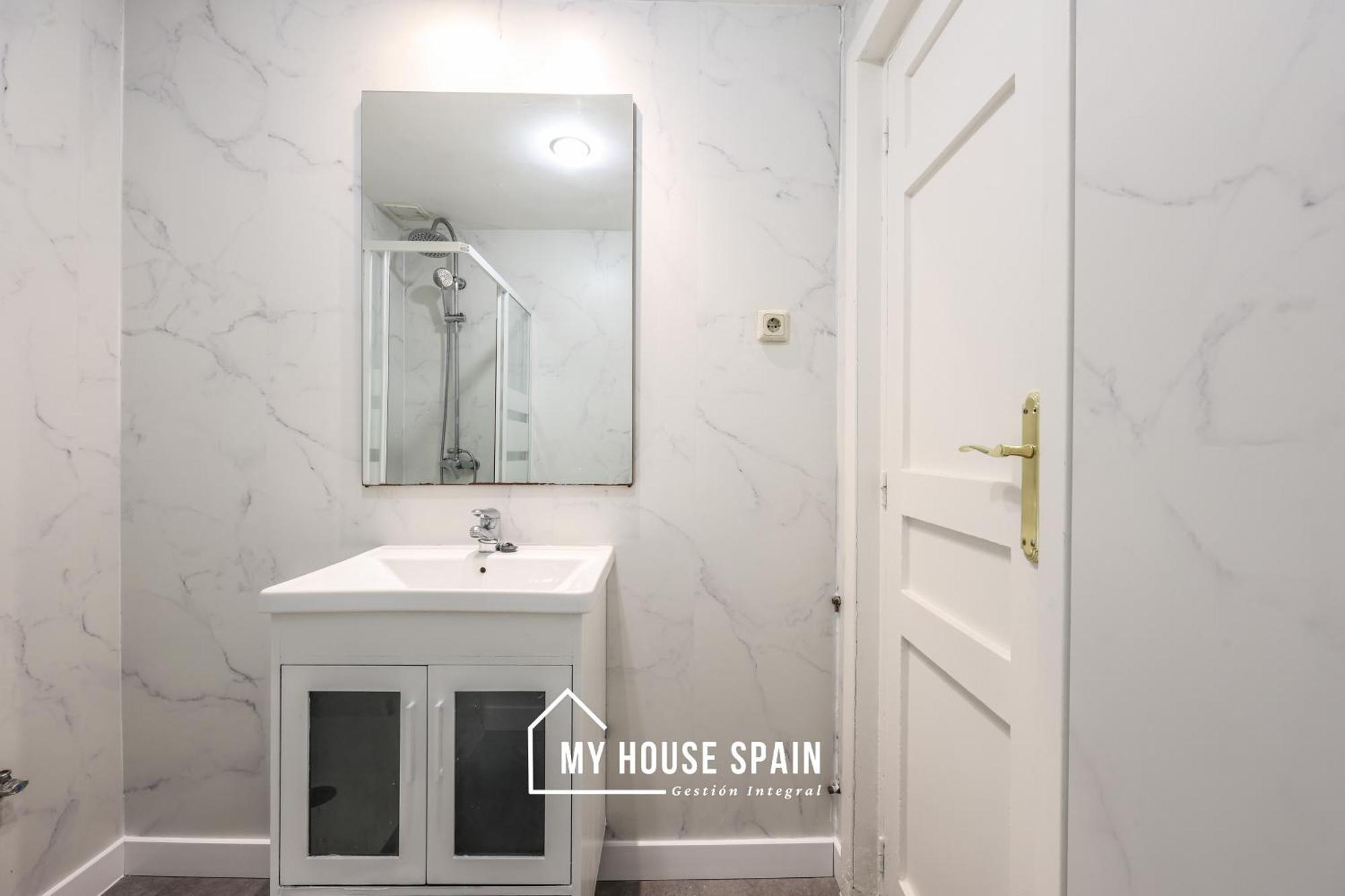 Myhousespain - Great Apartment 6 Pax Madrid City Center ภายนอก รูปภาพ